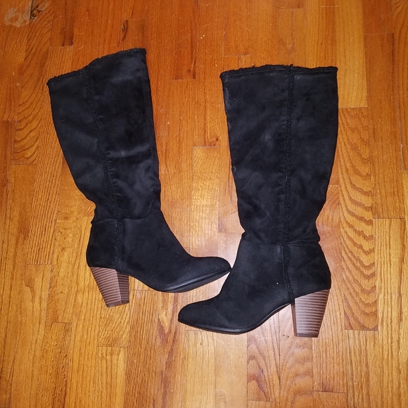 Massini Shoes - Black faux suade boots.